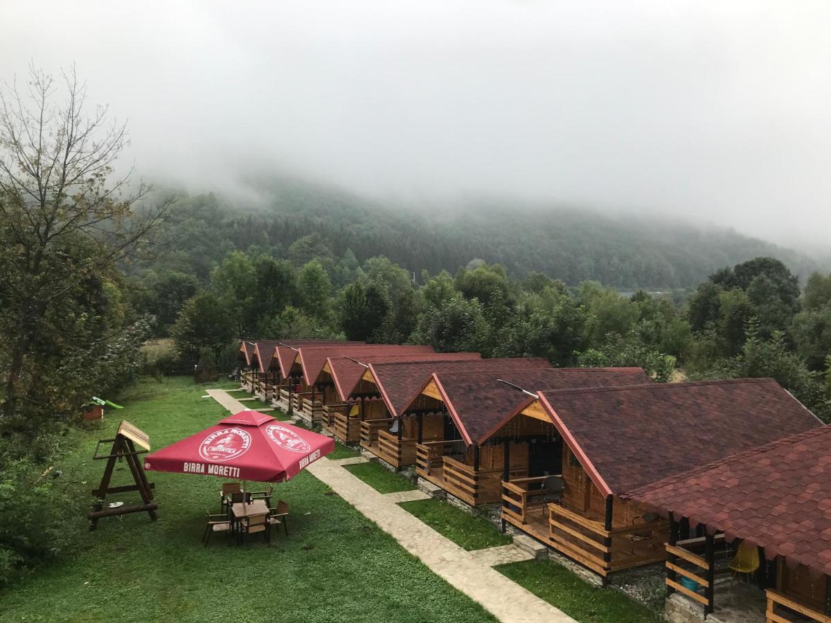 Apartamento Casutele Doftanei Teşila Exterior foto