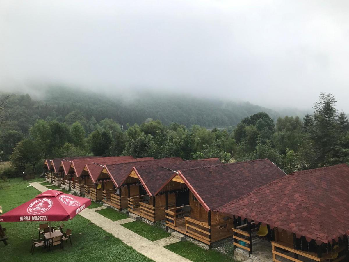 Apartamento Casutele Doftanei Teşila Exterior foto