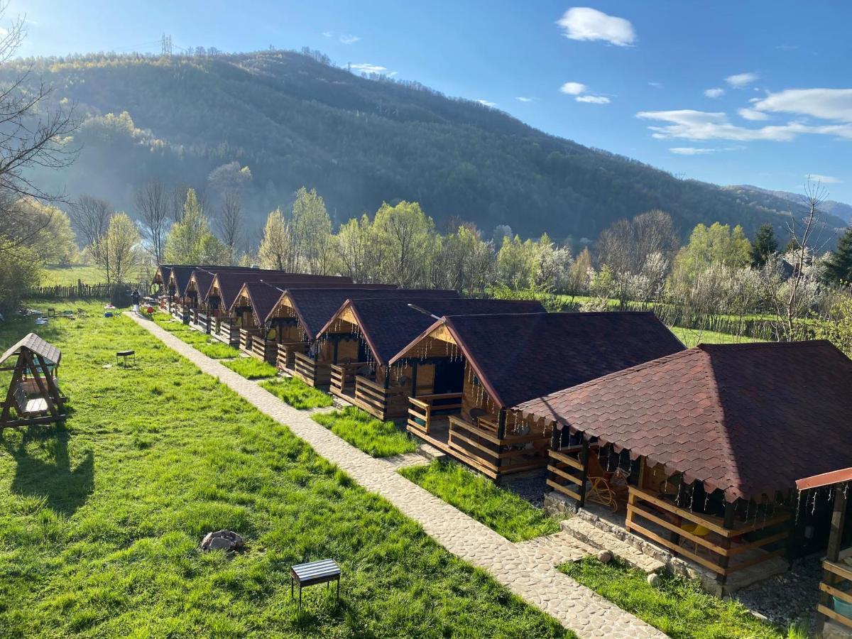 Apartamento Casutele Doftanei Teşila Exterior foto
